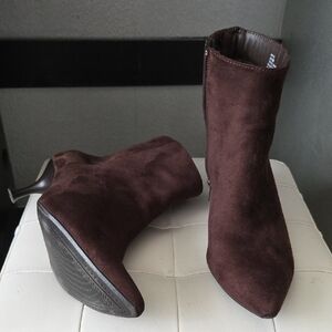 Rachel Zoe Dark Brown Suede Heeled Boots